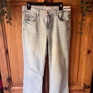 Zara Women's Denim Light Wash Blue Jeans Size 10